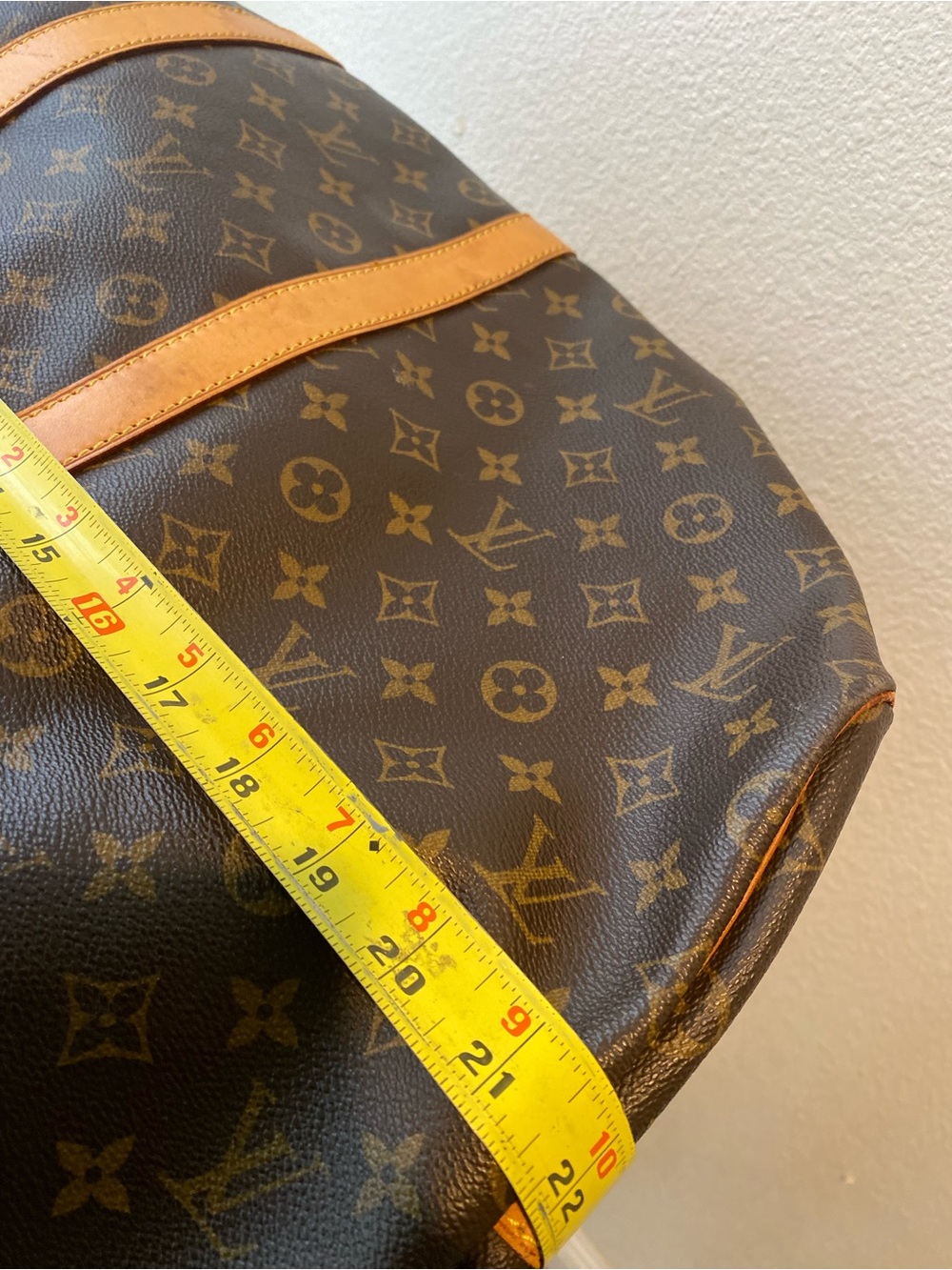 Louis Vuitton Monogram Canvas Keepall 55, Strap and key/padlock - Picture 5 of 8